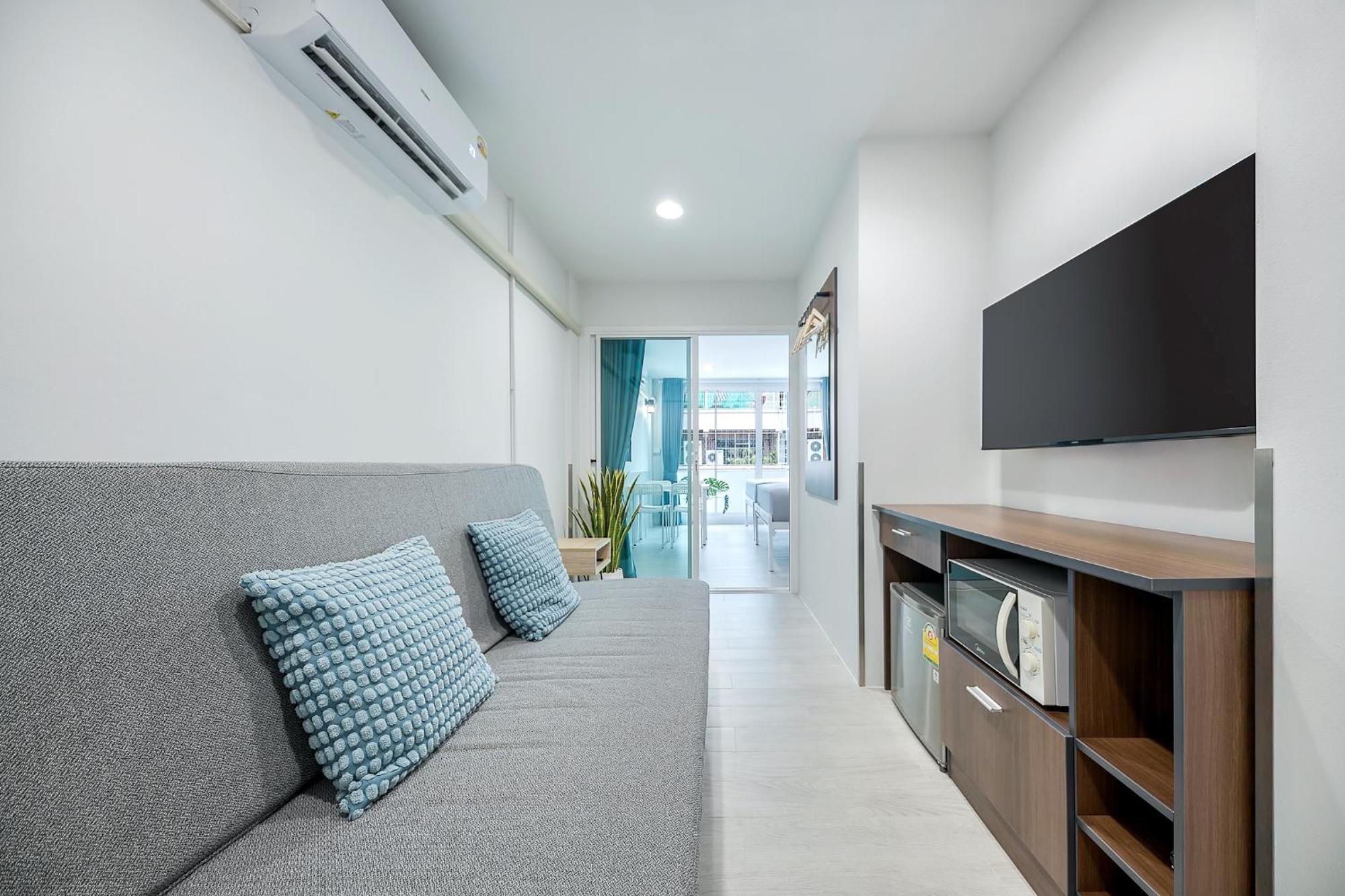 Platinum Premium Deluxe Apartments Bangkok Exterior photo