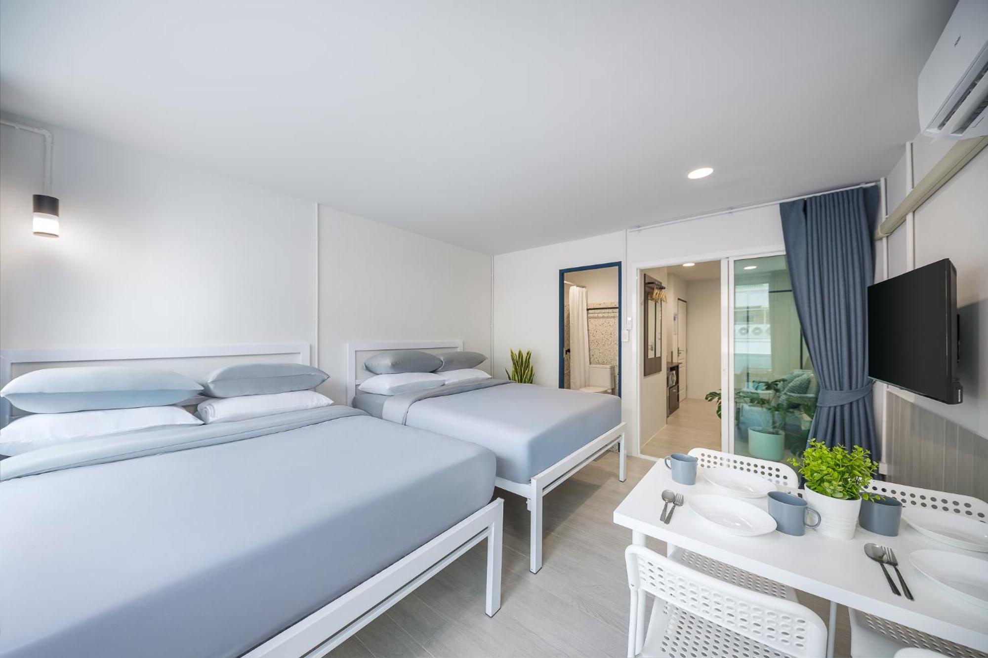 Platinum Premium Deluxe Apartments Bangkok Exterior photo